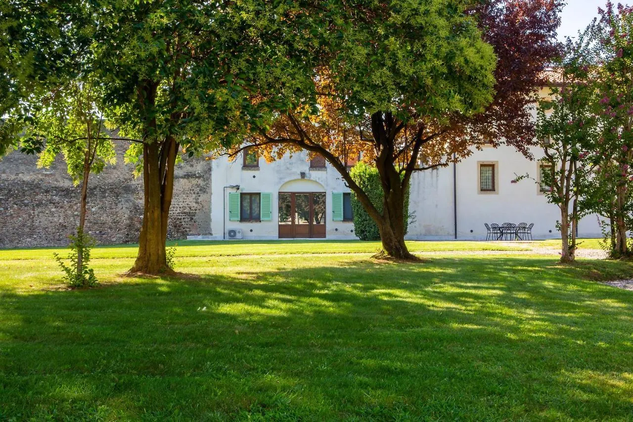 Corte Contessine Apartment Valeggio sul Mincio Italy